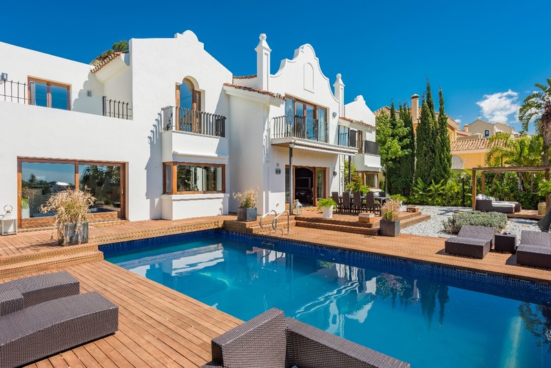 Front line Golf villa at La Quinta, near Marbella